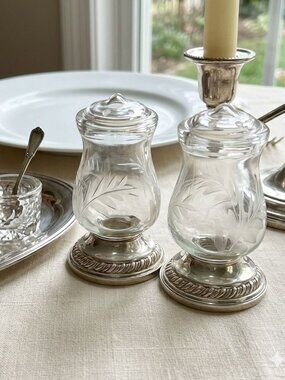 Vintage Quaker Silver Co. Sterling Weighted Crystal Salt & Pepper Shakers